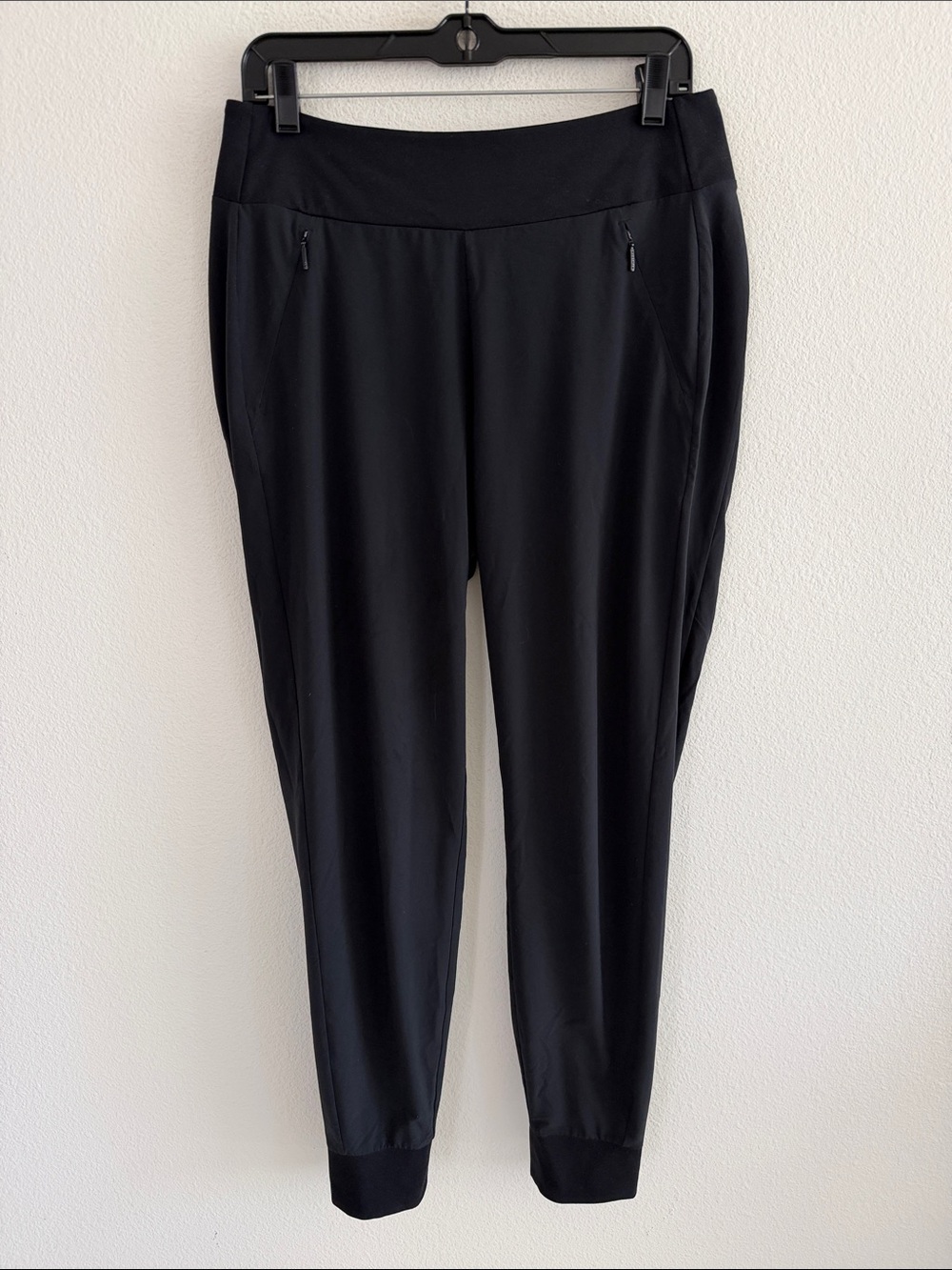 Athleta Black Slim Jogger Pants Athletic 8T
